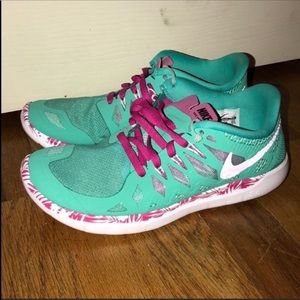 Nike Free Run(4y) Women’s 5.5